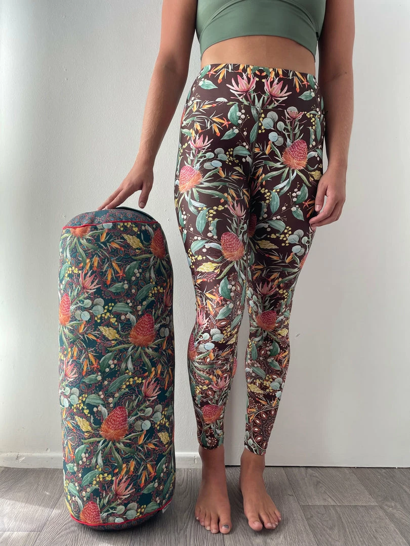 Flow Yoga Wear ❇ FLOW HOME ❇ Flow Wallum Yoga Bolster - Round 3 Flow Yoga Wear ❇ FLOW HOME ❇ Flow Wallum Yoga Bolster - Round