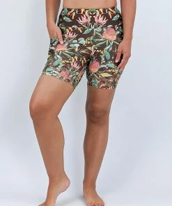 Flow Yoga Wear ❅ WINTER SALE ❅ Wallum Country Pocket Shortie