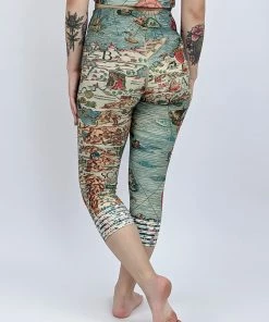 Flow Yoga Wear Wanderlust Pure Capri Legging ❅ WINTER SALE ❅ 8 Flow Yoga Wear Wanderlust Pure Capri Legging ❅ WINTER SALE ❅