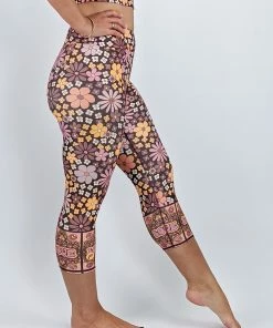 Flow Yoga Wear Pure Capri Leggings Woodstock Pure Capri Legging